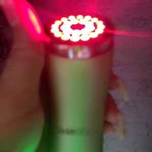skintific LED device